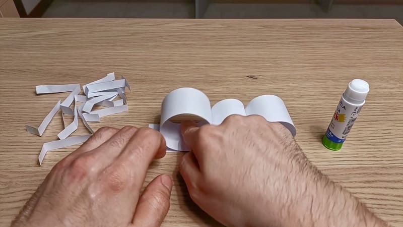 Como fazer uma formiga de papel