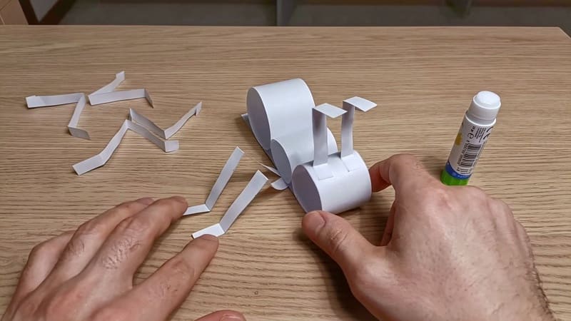 Como fazer uma formiga de papel