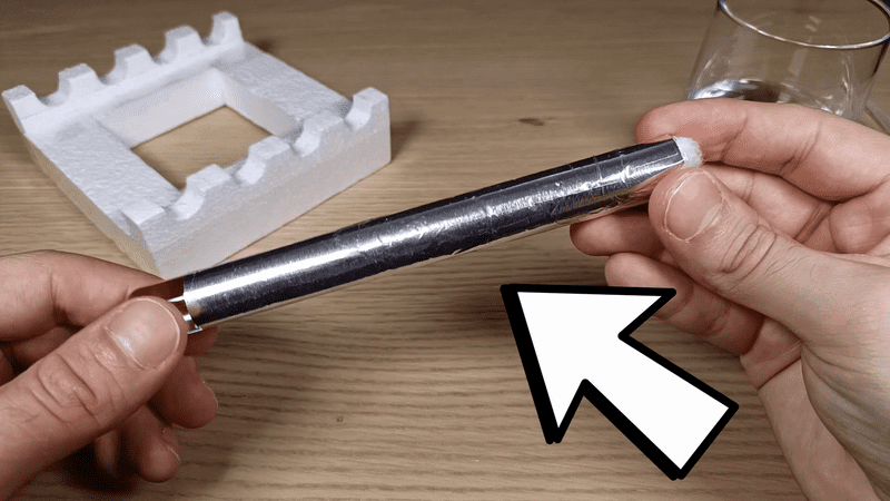Configuração do tubo de ensaio com papel alumínio